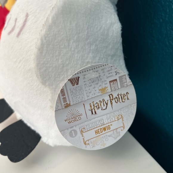 Harry Potter Squish-mallow 10” Fawkes and Hedwig Plush Toy - Picture 5 of 9